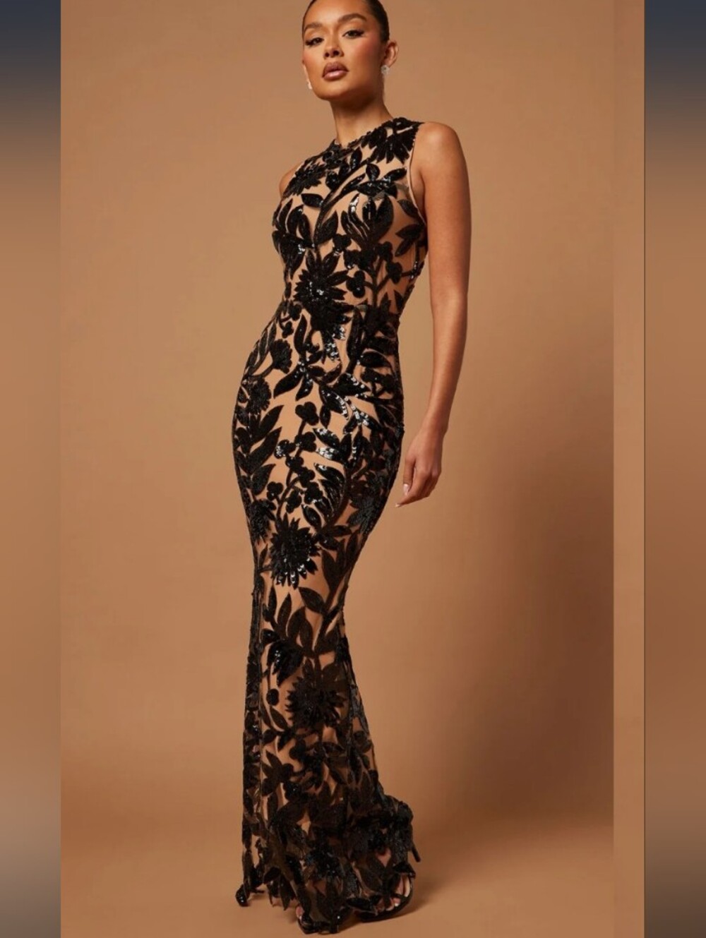 Black Sequin Floral Appliqué Sheath Evening Dress - Nude Lining
